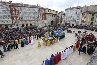 DOMINGO DE RESURRECCIÓN - Procesión del Anuncio Pascual