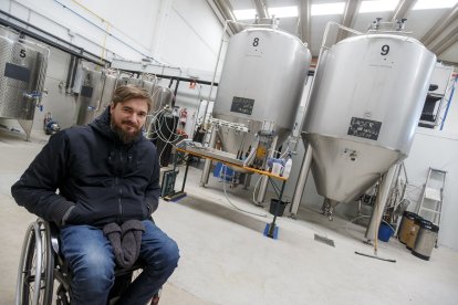 Daniel Rodríguez, maestro cervecero de Bajo Cero. SANTI OTERO