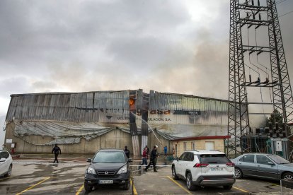 Incendio en un almacén en Molifibra, TOMÁS ALONSO