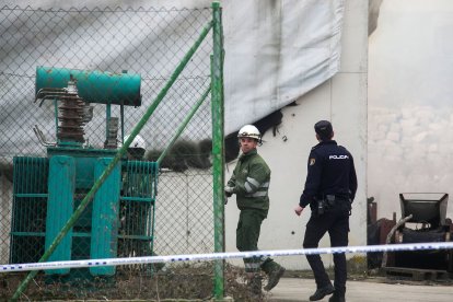 Incendio en un almacén en Molifibra, TOMÁS ALONSO