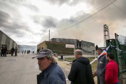 Incendio en un almacén en Molifibra, TOMÁS ALONSO