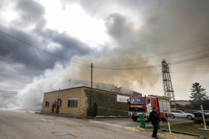 Incendio en un almacén en Molifibra, TOMÁS ALONSO