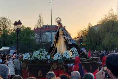 'Nuestra Señora del Amor Hermoso' (Páramo, sXIX). FOTOS: J. G. L.