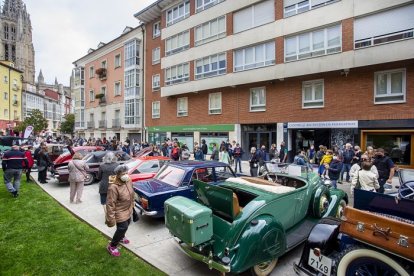 Concentración del Club Burgalés de Vehículos Históricos. SANTI OTERO