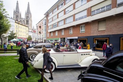 Concentración del Club Burgalés de Vehículos Históricos. SANTI OTERO
