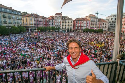 Manuel Díaz, El Cordobés, aclamado de nuevo en Burgos. TOMÁS ALONSO