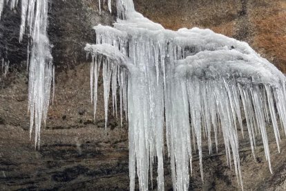 La catedral de hielo de Covarnantes en Burgos. ECB