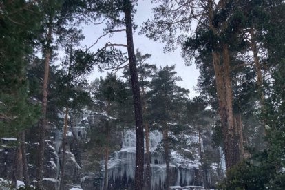 La catedral de hielo de Covarnantes en Burgos. ECB