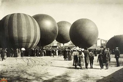 Exhibición globos aerostáticos con motivo del eclipse de 1905. 