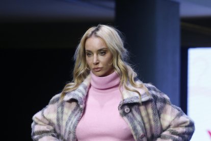 Diseño de Fashion. SANTI OTERO