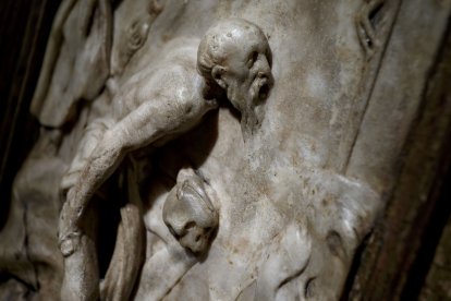 Exposición 'Bajo el árbol del paraíso' en el Cultural Cordón. SANTI OTERO
