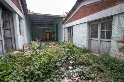 Antaño esa parcela ocupó la Comandancia de Obras del Ejército de Tierra. FOTOS: © ECB / TOMÁS ALONSO