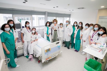 Parte del equipo sanitario de la Unidad de Diálisis. T. A.