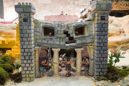 Escena del Belén Monumental de Ejército de Tierra ubicado en el Monasterio de San Juan de la capital burgalesa. TOMÁS ALONSO