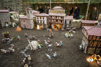 Escena del Belén Monumental de Ejército de Tierra ubicado en el Monasterio de San Juan de la capital burgalesa. TOMÁS ALONSO11