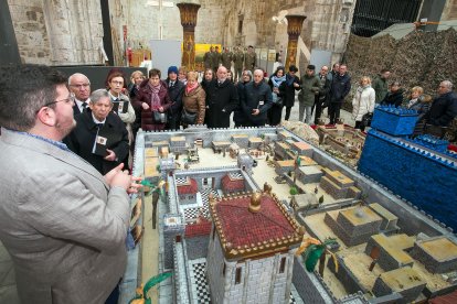 Escena del Belén Monumental de Ejército de Tierra ubicado en el Monasterio de San Juan de la capital burgalesa. TOMÁS ALONSO