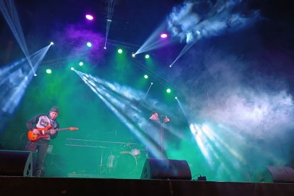 El rock enérgico de Perrosdepaja puso el broche de oro a la cita. D. S. M.