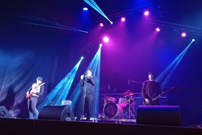 El rock enérgico de Perrosdepaja puso el broche de oro a la cita. D. S. M.