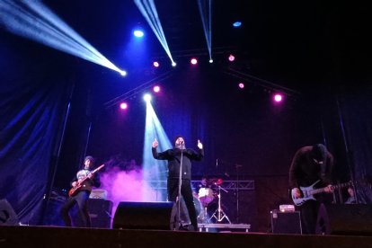 El rock enérgico de Perrosdepaja puso el broche de oro a la cita. D. S. M.