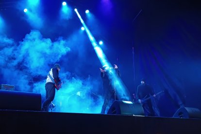 El rock enérgico de Perrosdepaja puso el broche de oro a la cita. D. S. M.