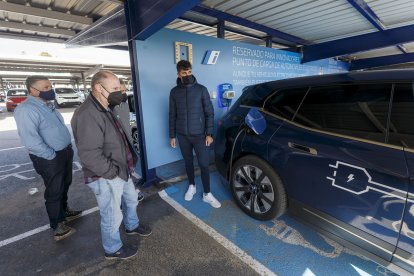 BURGOCAR BMW TOUR ELÉCTRICOS 2022. SANTI OTERO