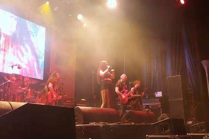 Los murcianos Velkhanos debutaron en Burgos haciéndose hueco en el espectro de «sonidos oscuros» que alberga el Zurbarán Rock. L. G. L.