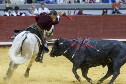 Lea Vicens. SANTI OTERO