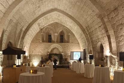 Así lucía el refectorio al inicio de la fiesta