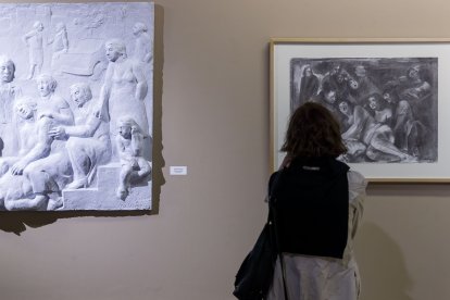 Exposición de pintura y escultura titulada 'Emociones y sentimientos', de Paco Ortega. FOTOS: © ECB / SANTI OTERO