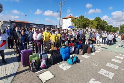 Manifestación en Aranda de la Plataforma por el Ferrocarril para reivindicar el Directo. L. V.