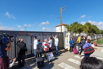 Manifestación en Aranda de la Plataforma por el Ferrocarril para reivindicar el Directo. L. V.