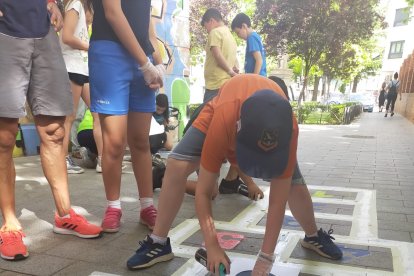 La iniciativa recupera juegos de siempre para que no dejemos de jugar