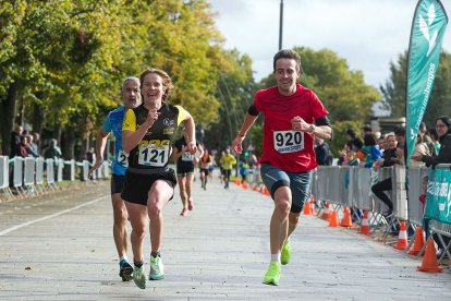 CARRERA 10km CAJA VIVA. Tomás Alonso