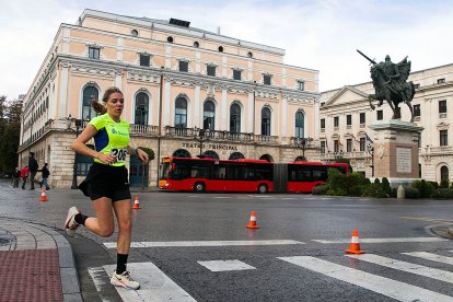 CARRERA 10km CAJA VIVA. Tomás Alonso