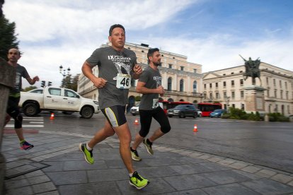 CARRERA 10km CAJA VIVA. Tomás Alonso
