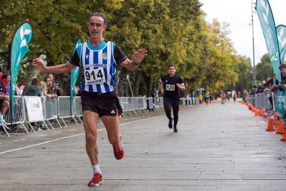 CARRERA 10km CAJA VIVA. Tomás Alonso