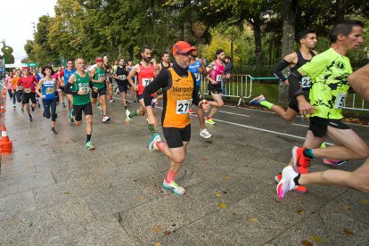 CARRERA 10km CAJA VIVA. Tomás Alonso