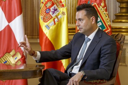 El alcalde de Burgos, Daniel de la Rosa. © ECB / SANTI OTERO