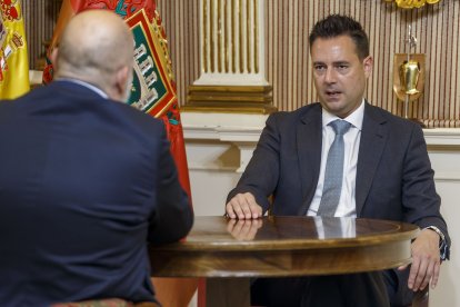 El alcalde de Burgos, Daniel de la Rosa. © ECB / SANTI OTERO