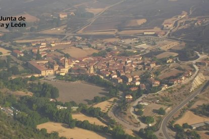 Foto área de Santo Domingo de Silos del Helicóptero #HOTEL.