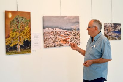 A sus 62 años, José Cuesta lleva más de media vida retratando la belleza de la naturaleza a través de su cámara. FOTOS : © ECB / R. FERNÁNDEZ
