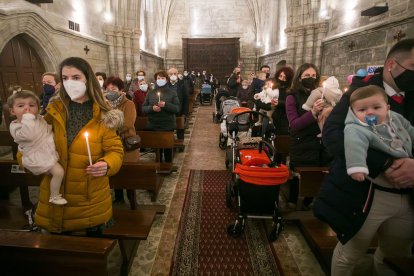 Misa de la Luz en el día de Las Candelas. TOMÁS ALONSO