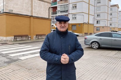 Antonio Adeliño Vélez es el presidente de la Asociación de Vecinos del barrio de Santa Catalina