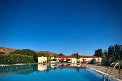 Imagen general de las piscinas de Merindad de Río Ubierna.