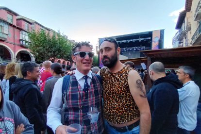 No faltaron los personajes pintorescos en la Gran Fiesta de la Vendimia. FOTOS: © ECB /  L. V.