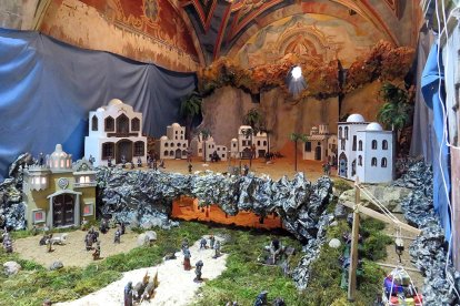 Vista del castillo de Herodes y la ciudad en el belén monumental. DARÍO GONZALO