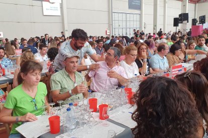 Muchos se conocían. Otros lo están haciendo ahora