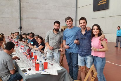 Jóvenes sobradamente preparados