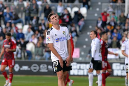 Burgos CF 2-2 Real Zaragoza. FOTOS: © ECB / TOMÁS ALONSO
