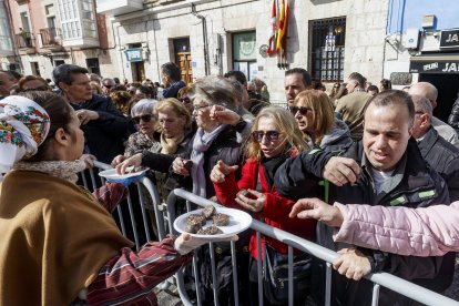 Imágenes de la Matanza organizada por la Sociedad Gastronómica Los Cucos en La Flora. SANTI OTERO